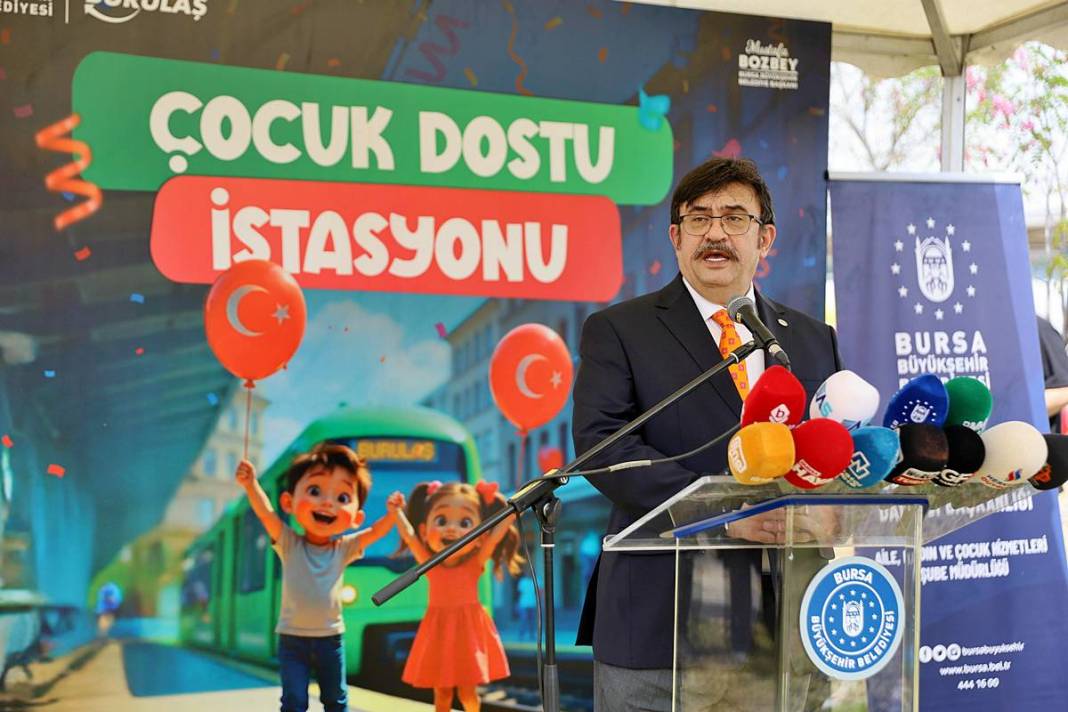 Çocuklar, bu metro istasyonundan çıkmayacak! Bursa'da 'Çocuk Dostu Metro İstasyonu' hizmete girdi 14
